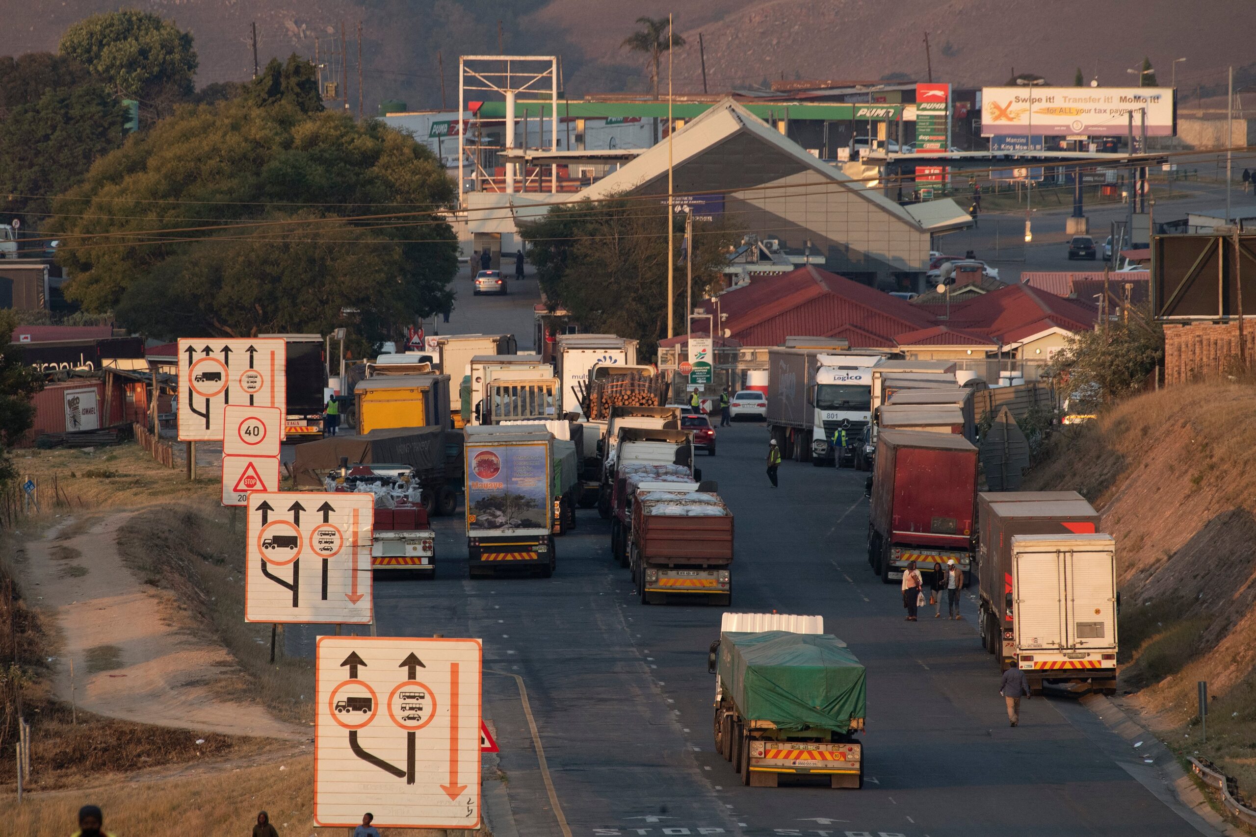 Bypassing Northern Corridor Delays – How Secure Gold Shipping Avoids 38-Hour Border Waits